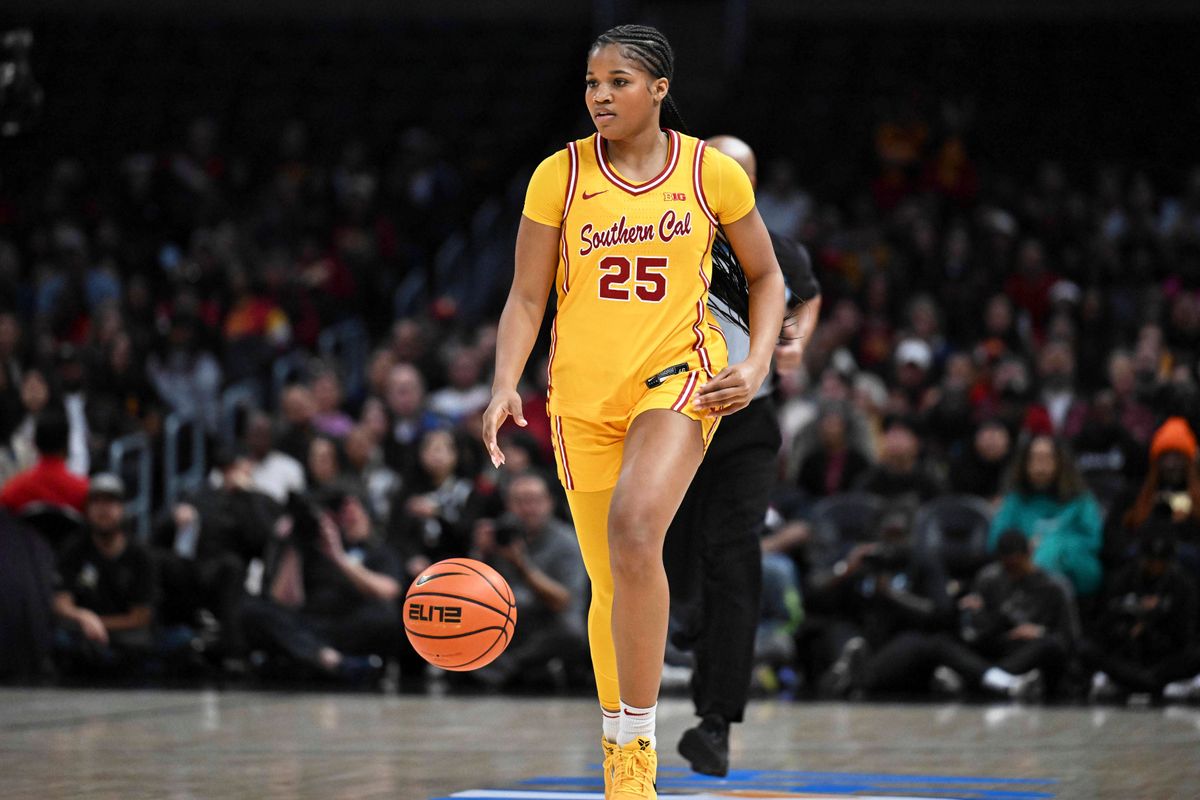 USC guard Kara Dunn (25) dribbles down court during an NCAA basketball game against the South Carolina Gamecocks, Saturday November 15th, 2025 in Los Angeles, Calif.
