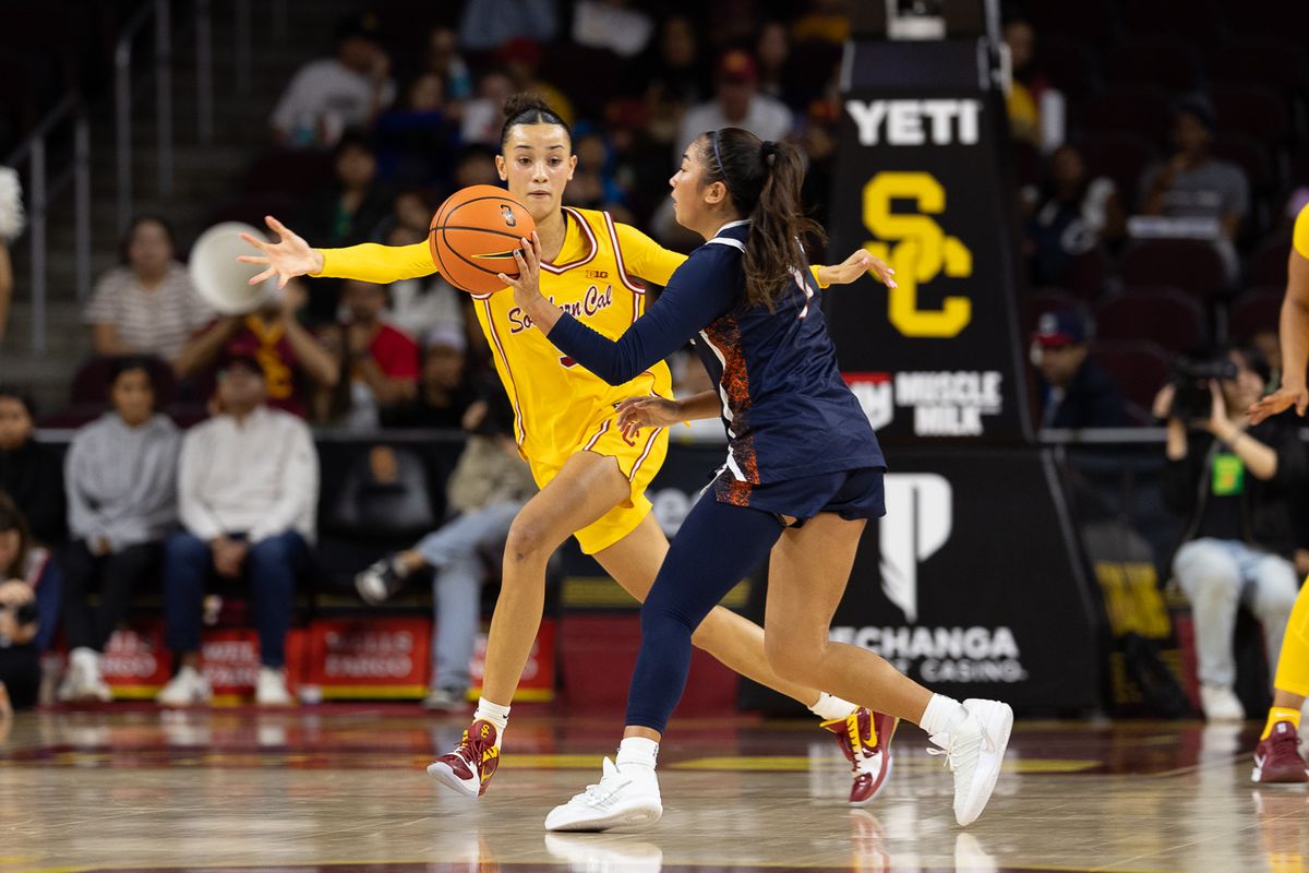 USC guard Jazzy Davidson (9) defends during a Big Ten college basketball game against the Pepperdine Waves, Friday November 28, 2025 in Los Angeles.