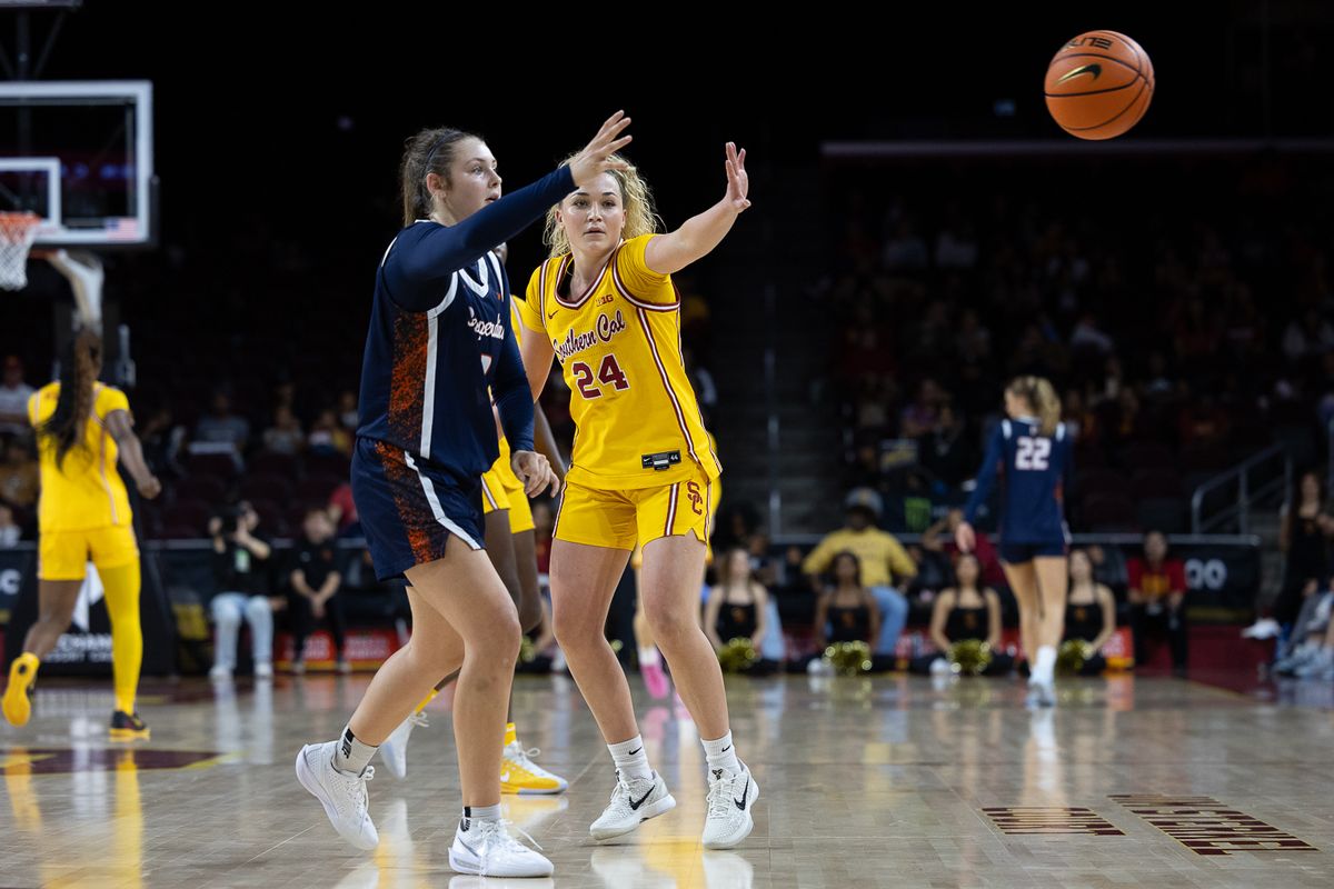 USC guard Brooklyn Shamblin (24) defends during a Big Ten college basketball game against the Portland Pepperdine Waves, Friday November 28, 2025 in Los Angeles.