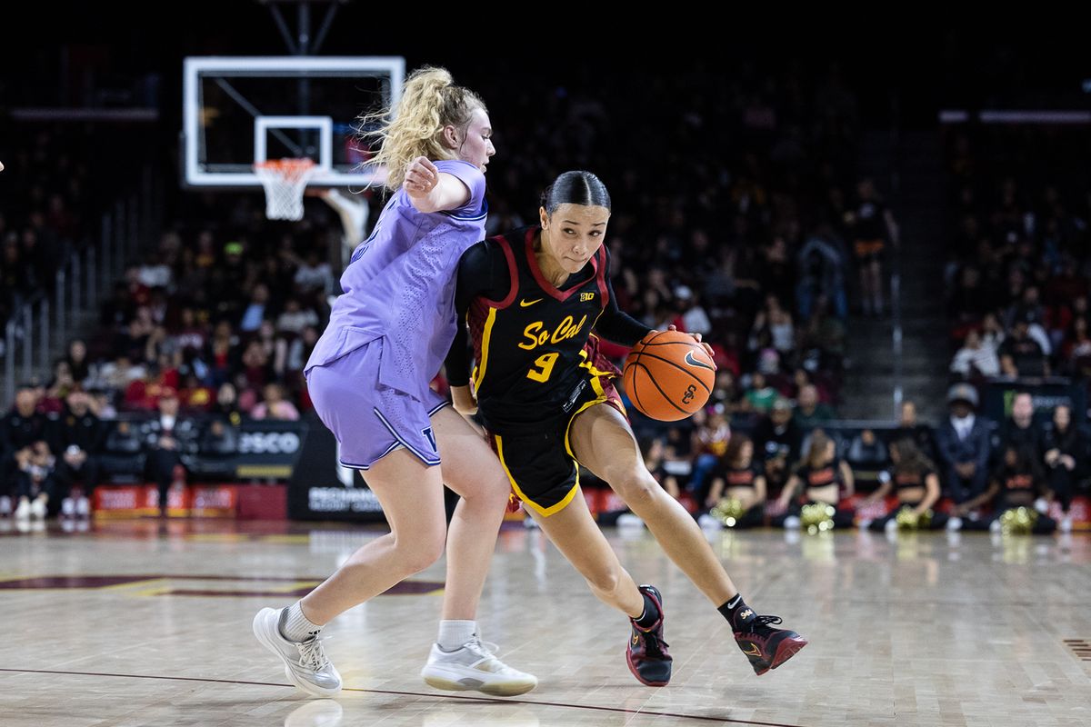 USC guard Jazzy Davidson (9) dribbles during a Big Ten college basketball game against the Washington Huskies, Sunday December 7, 2025 in Los Angeles.