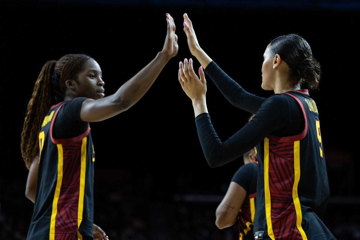 USC forward Vivian Iwuchukwu (0) celebrates during a Big Ten college basketball game against the Washington Huskies, Sunday December 7, 2025 in Los Angeles.