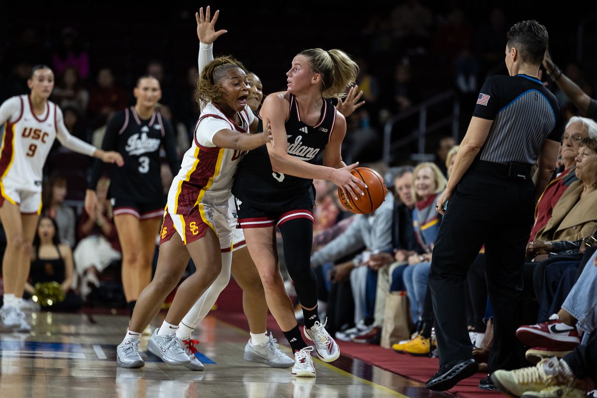 USC guard Londynn Jones (3) defends during a Big Ten college basketball game against the Hoosiers, Thursday February 12, 2026  in Los Angeles.