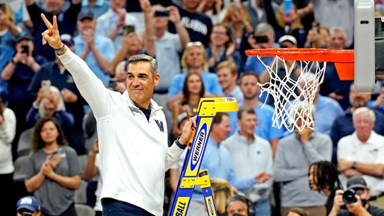 Wooden Award Flashback: Jay Wright's coaching career was nothing short of the perfect evolution into greatness taken in Los Angeles (Wooden Award)