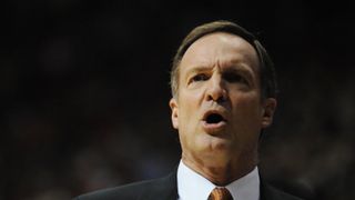 Wooden Award Flashback: Lon Kruger's adaptability and sustained excellence left a mark in college basketball history taken in Los Angeles (Wooden Award). Photo by Christopher Hanewinckel-Imagn Images