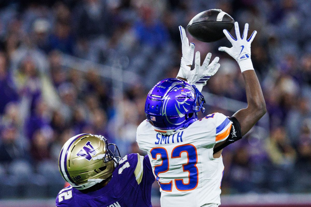 Boise State Broncos cornerback Sherrod Smith (23) attempts to intercept the ball during the LA Bowl against the Washington Huskies on December 13, 2025 in Los Angeles, California.