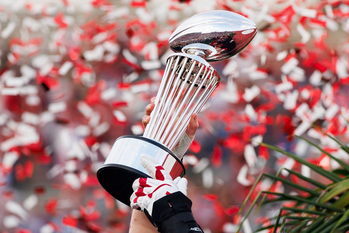 A detail view of a Indiana Hoosiers player holding the Leishman Trophy after the game against the Alabama Crimson Tide at Rose Bowl on January 1, 2026 in Pasadena, California. 