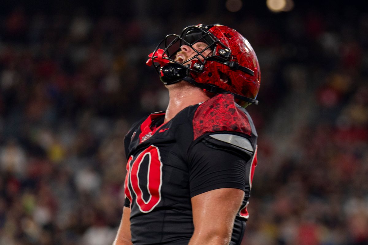 San Diego State Aztecs DL Sam Benjamin (90) celebrates the fourth down stop during an NCAA football game against the California Golden Bears, Saturday September 20th, 2025 in San Diego, California. San Diego State Aztecs DL Sam Benjamin (90) celebrates the fourth down stop during an NCAA football game against the California Golden Bears, Saturday September 20th, 2025 in San Diego, California.