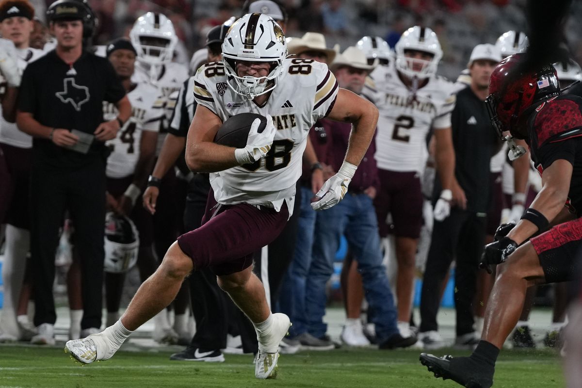 Texas State University tight end Jake Simpson (88) runs up the field during an NCAA football game against San Diego State University, Saturday October 03, 2026 in San Diego, California. Texas State University tight end Jake Simpson (88) runs up the field during an NCAA football game against San Diego State University, Saturday October 03, 2026 in San Diego, California.