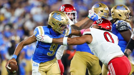 TST Images: Utah blows out UCLA , 43-10, at Rose Bowl taken at Rose Bowl (UCLA)
