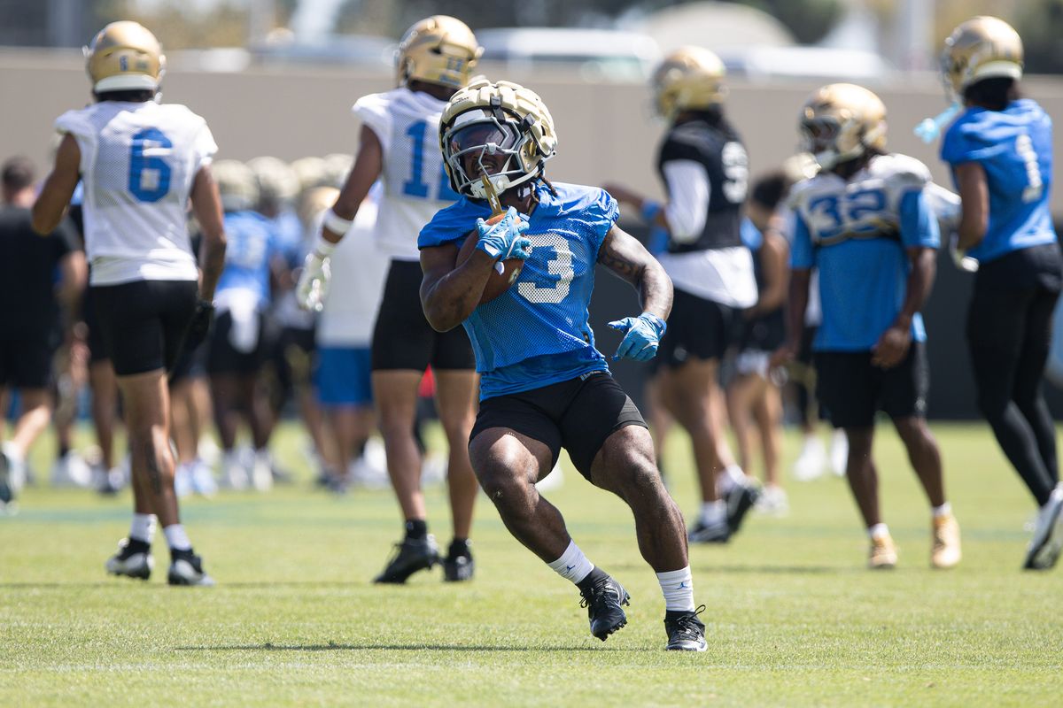 UCLA running back Wayne Knight (3) fields a punt during practice at the Wasserman Football Center in Los Angeles, CA on Aug. 7, 2026. UCLA running back Wayne Knight (3) fields a punt during practice at the Wasserman Football Center in Los Angeles, CA on Aug. 7, 2026.