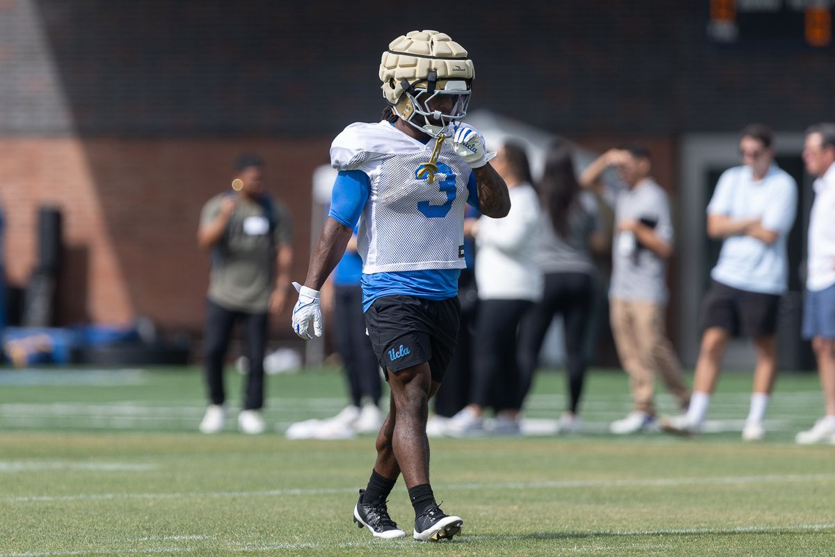 UCLA running back Wayne Knight (3) participates during practice at Wasserman Football Center, Thursday, Aug. 27, 2026, in Los Angeles.