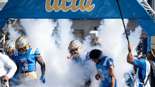 TST Images: UCLA defeats SDSU, 28-10, at Rose Bowl Stadium taken at Rose Bowl Stadium (UCLA Football). Photo by Robert Talamantes - The Sporting Tribune