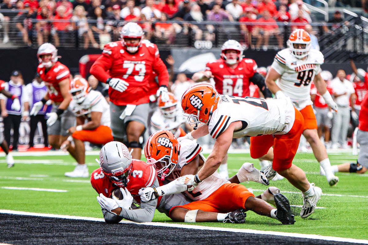  UNLV Rebels WR DaeDae Reynolds (3) dives into the endzone against the Idaho State Bengals on Saturday August 23, 2025, in Las Vegas, Nevada. 