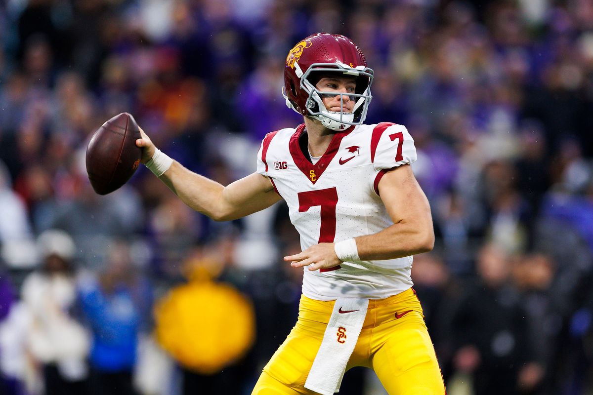 USC Trojans quarterback Miller Moss #7 throws during the first half against Washington Huskies at Husky Stadium on November 2, 2024 in Seattle, Washington.