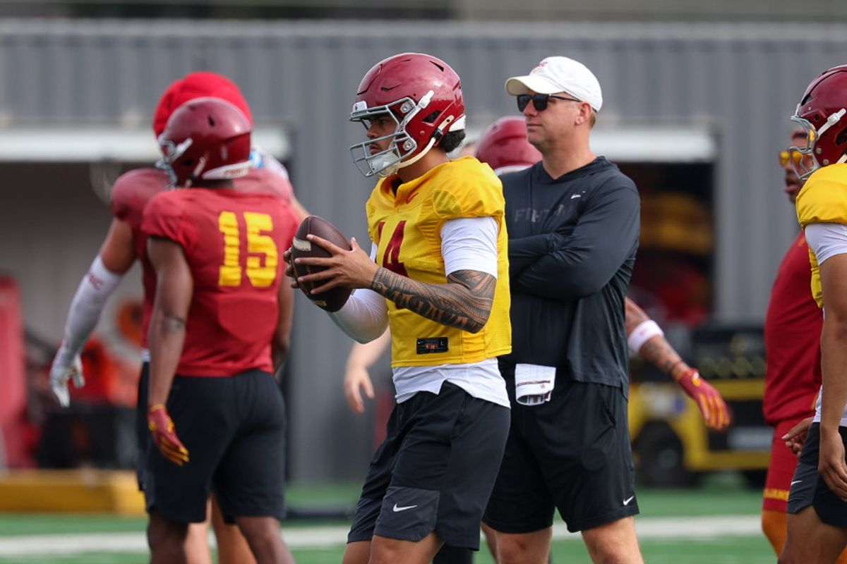 USC Quarterback Jayden Maiava (14) throws during fall practice, Friday August 1, 2025 in Los Angeles. USC Quarterback Jayden Maiava (14) throws during fall practice, Friday August 1, 2025 in Los Angeles.