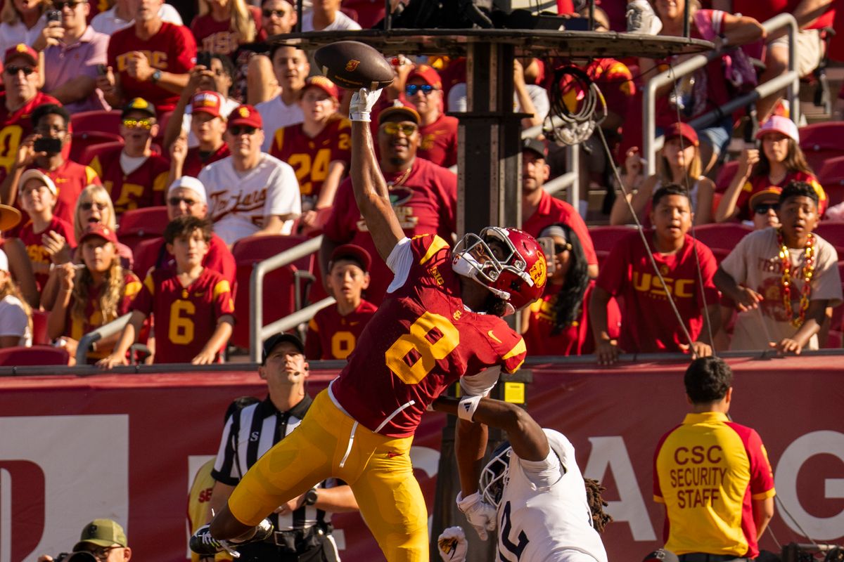 Southern California Trojans wide receiver Ja'Kobi Lane (8) with a one-handed touchdown catch during an NCAA football game against the Georgia Southern Eagles, Saturday September 6th, 2025 in Los Angeles, California. 