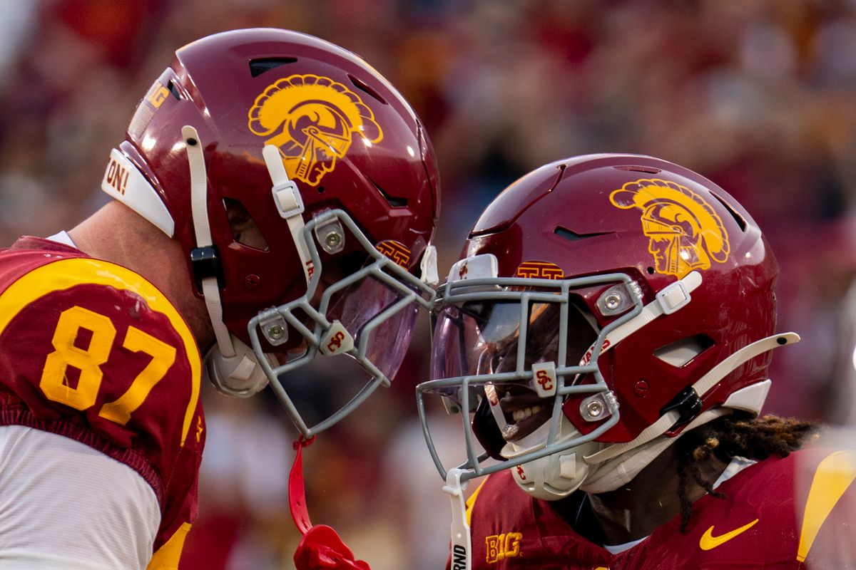 Southern California Trojans tight end Lake McRee (87) and running back Waymond Jordan (2) celebrate Jordan's rushing touchdown during an NCAA football game against the Georgia Southern Eagles, Saturday September 6th, 2025 in Los Angeles, California. 