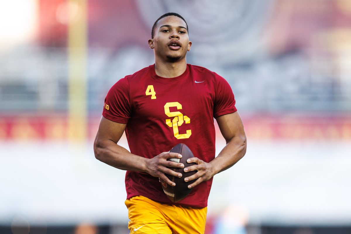 Southern California Trojans quarterback Husan Longstreet (4) warms up before a NCAAF game against the UCLA Bruins on November 29, 2025 in Los Angeles, CA.
