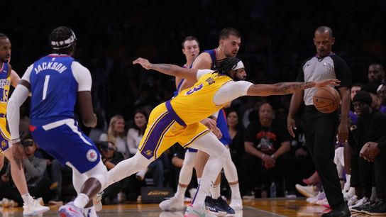 Lakers Go To 0-2 After Close Game Against Clippers (NBA)