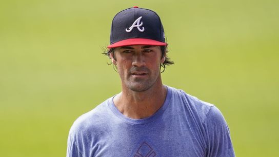 Reports: Cole Hamels signing minors deal with Padres (MLB)