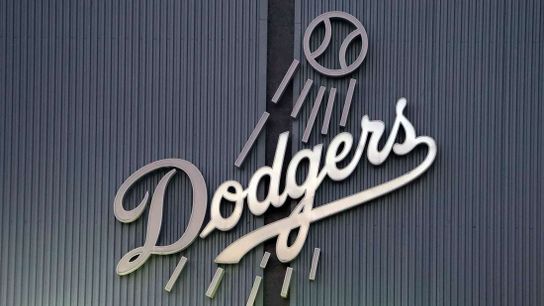Dodgers great Maury Wills dies at 89 (MLB)