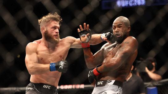 Rafael Fiziev KOs Rafael Dos Anjos at Fight Night (Combat)