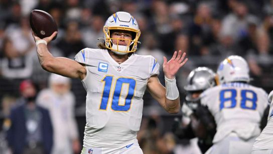 Remodeled Raiders roll into L.A. to meet high-powered Chargers (NFL)