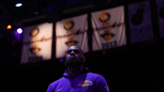 LeBron James, Year 20: Legacy, scoring mark on Lakers' minds (NBA)