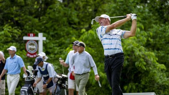 Alex Cejka takes first-round lead at Senior Players (Golf)
