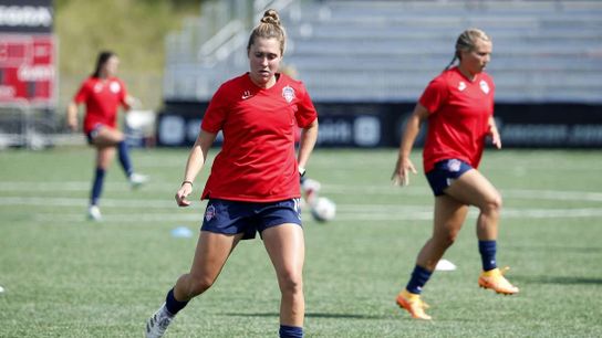 Spirit re-sign Jordan Baggett to 2-year deal, plus option (News)