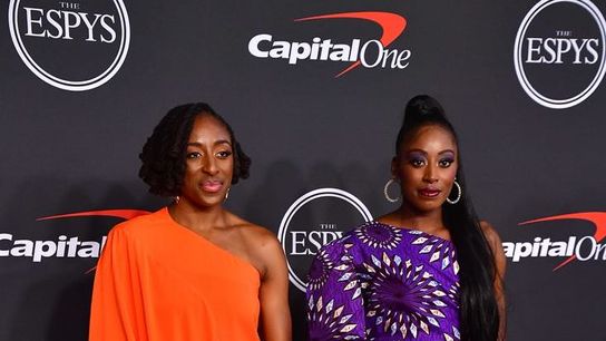 Sparks re-sign 2-time All-Star Chiney Ogwumike (News)