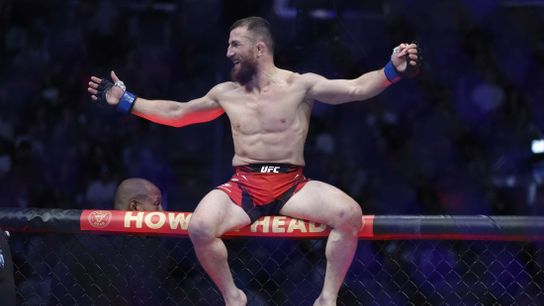 Merab Dvalishvili wins by unanimous decision at Fight Night (Combat)