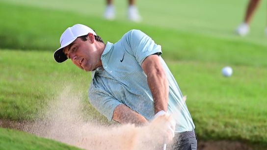 Scottie Scheffler holds 1-shot lead at suspended Tour Championship (Golf)