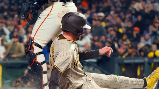 Brandon Drury's 3 RBIs help Padres edge Giants (MLB)