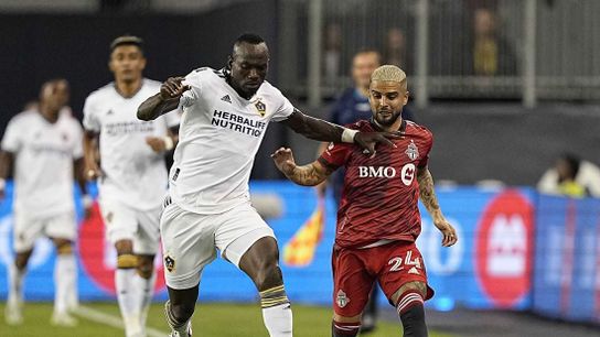 Galaxy's Riqui Puig salvages draw at Toronto (MLS)