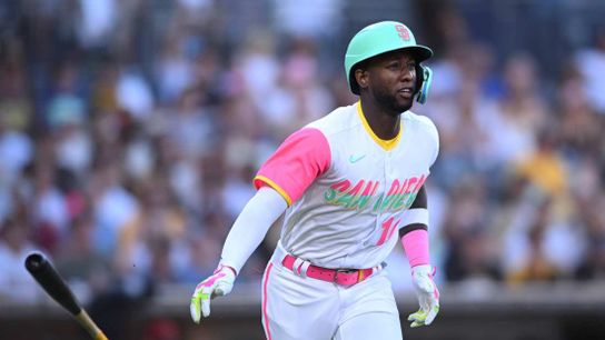 Early homers propel Padres past Diamondbacks (MLB)