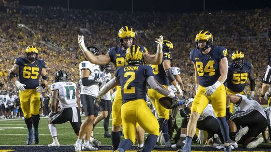 No. 4 Michigan trounces Hawaii, 56-10 (College)