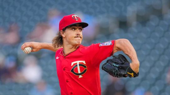 MLB roundup: Royals end Twins' combined no-hit bid in 9th (MLB)