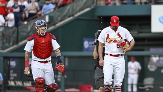 MLB roundup: Adam Wainwright, Yadier Molina make history in Cards' win (MLB)