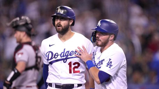 Dodgers dump D-backs, clinch playoff bye (MLB)