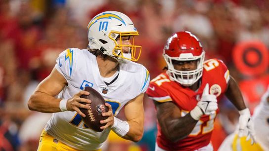 Chargers QB Justin Herbert (ribs) active vs. Jaguars (NFL)