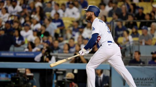 Clayton Kershaw dominates as Dodgers rout Rockies (MLB)