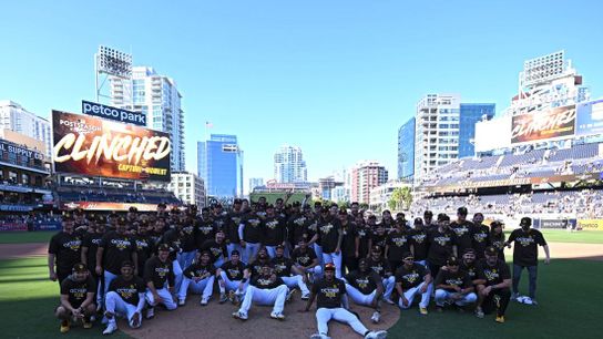 Playoff pairing still in flux for Padres as they host Giants (MLB)