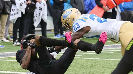 No. 10 Oregon continues dominance of No. 9 UCLA (College)