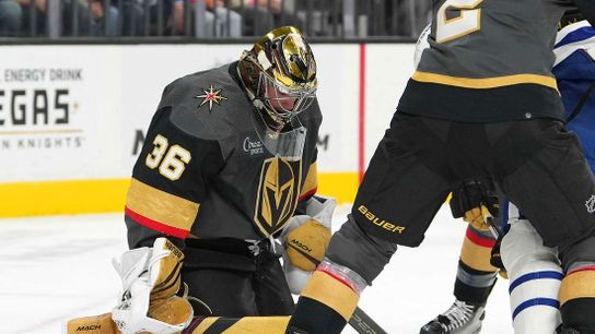 Phil Kessel ties historic streak as Knights dump Leafs (NHL)