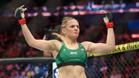 Erin Blanchfield submits Jessica Andrade at Fight Night (Combat)