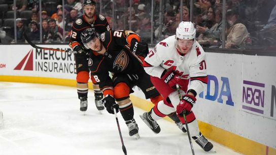 Ducks eye sweep of Metro-leading Hurricanes (NHL)