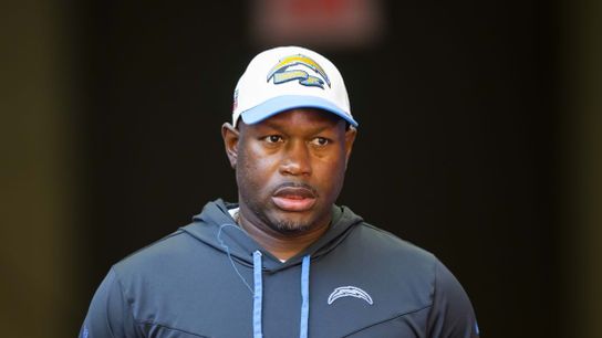 Report: Chargers DC Renaldo Hill heading to Dolphins (News)
