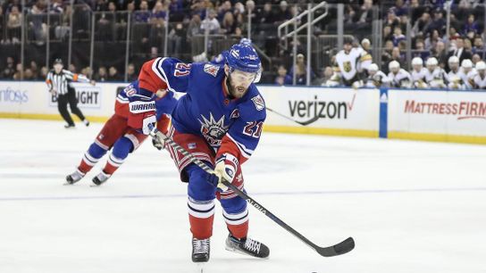 Amid rumors and losses, Rangers out to regroup vs. Kings (NHL)