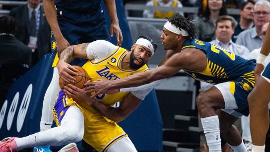 Anthony Davis' late-game heroics help Lakers stun Pacers (NBA)